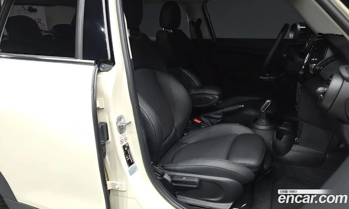 Mini Cooper 2020 1.5 автомат (гидро), фото 17