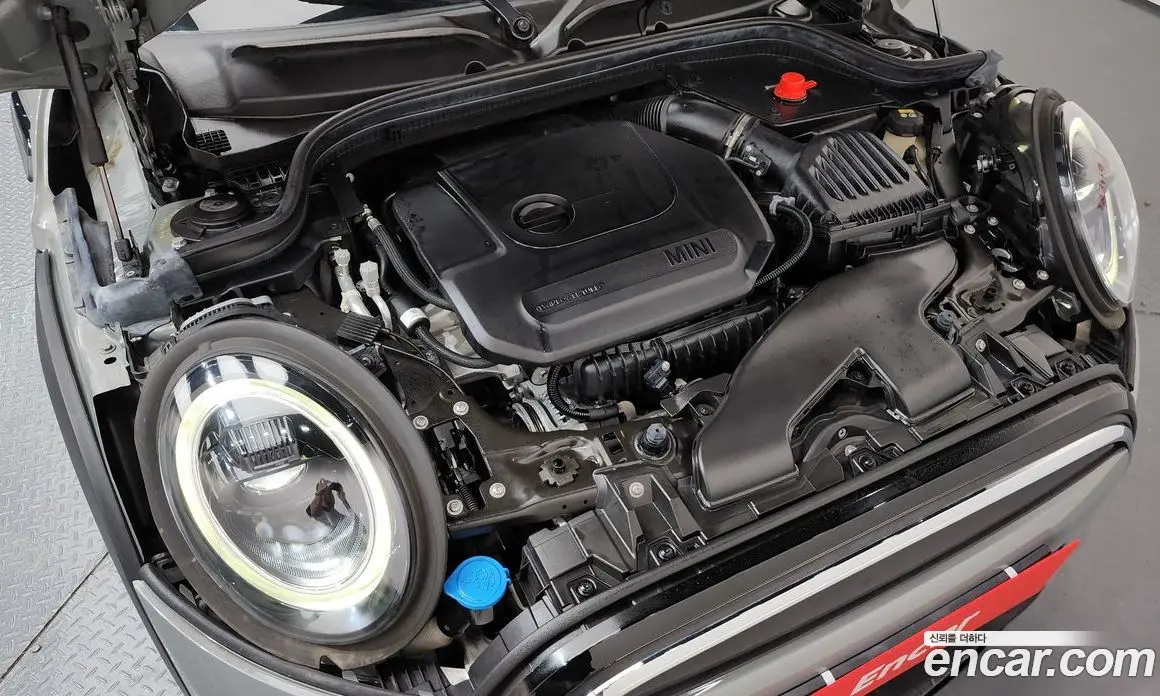 Mini Cooper 2021 1.5 автомат (гидро), фото 6