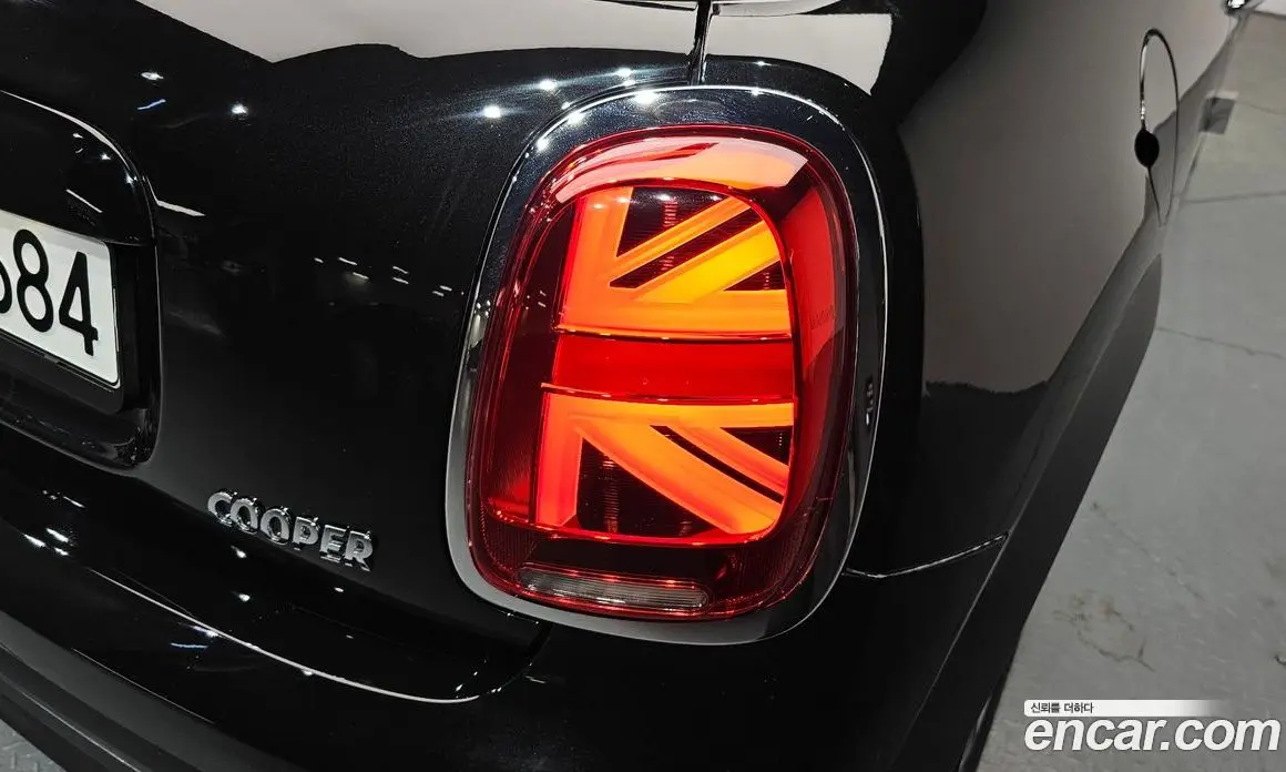 Mini Cooper 2022 1.5 автомат (гидро), фото 8