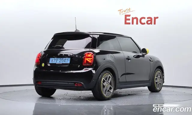 Mini Cooper, 2023, 21 505 км