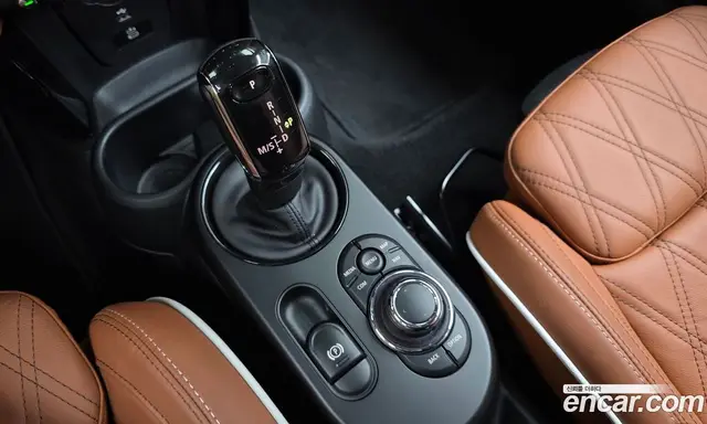 Mini Cooper 2023 2.0 автомат (гидро), миниатюра 12