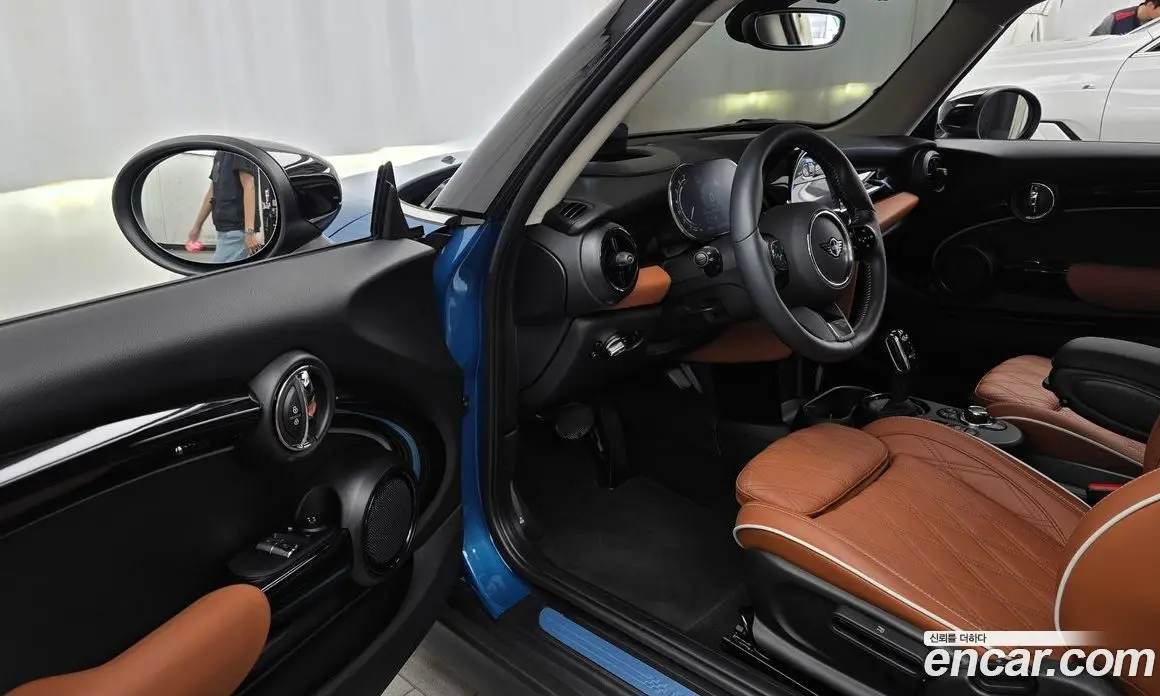 Mini Cooper 2023 2.0 автомат (гидро), фото 13