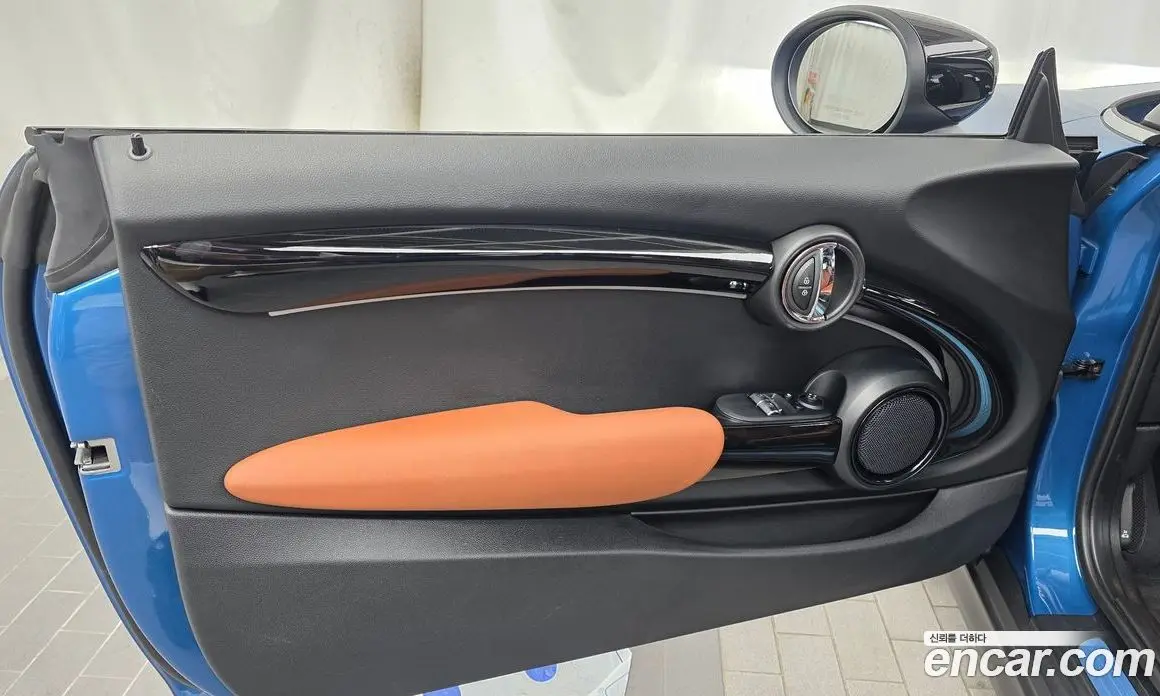 Mini Cooper 2023 2.0 автомат (гидро), фото 14