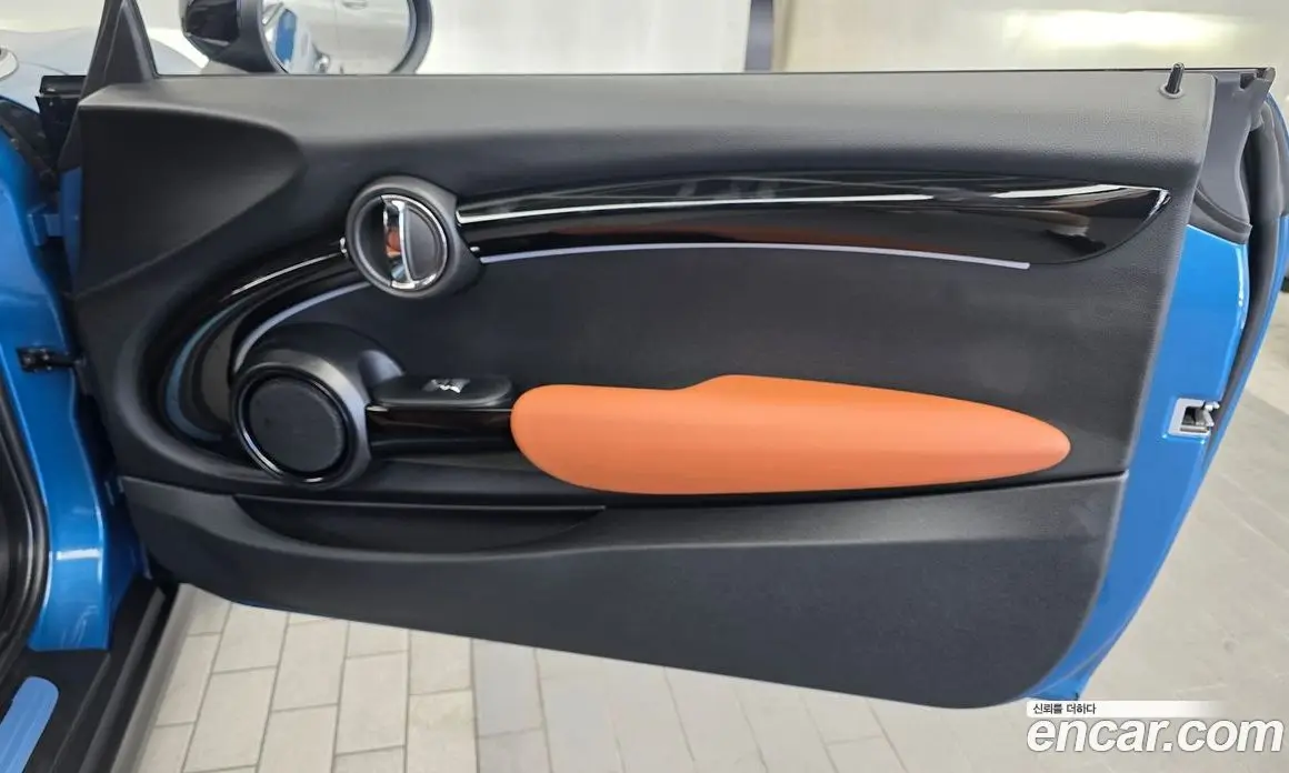 Mini Cooper 2023 2.0 автомат (гидро), фото 15
