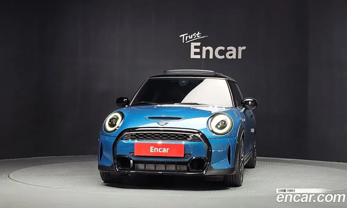Mini Cooper 2023 2.0 автомат (гидро), фото 3