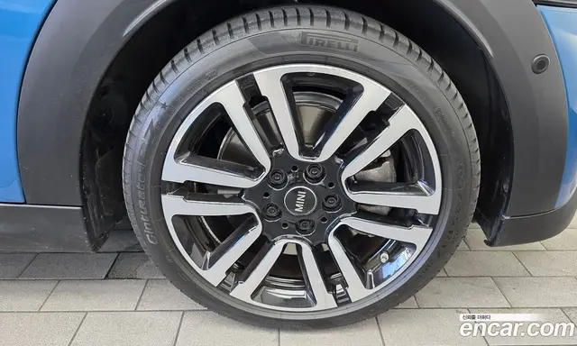 Mini Cooper 2023 2.0 автомат (гидро), миниатюра 7