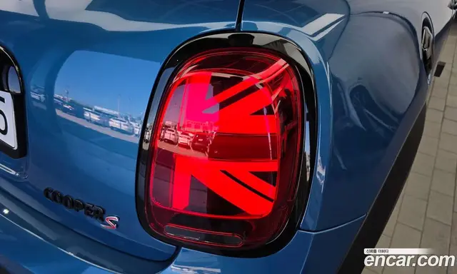 Mini Cooper 2023 2.0 автомат (гидро), миниатюра 9