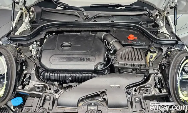Mini Cooper 2024 2.0 автомат (гидро), миниатюра 6 Mini Cooper 2024 2.0 автомат (гидро), миниатюра 6
