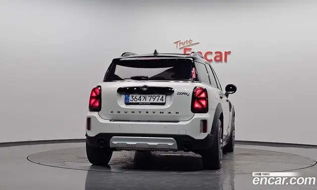 Mini Countryman 2023 2.0 автомат (гидро), миниатюра 3