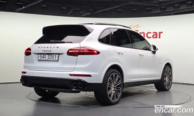 Porsche Cayenne 2017 3.0 автомат (гидро), миниатюра 2