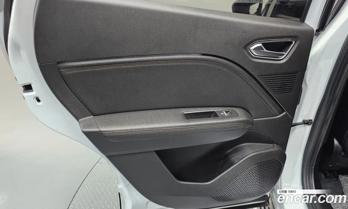 Renault (Samsung) Captur 2021 1.3 автомат (гидро), фото 15 Renault (Samsung) Captur 2021 1.3 автомат (гидро), фото 15