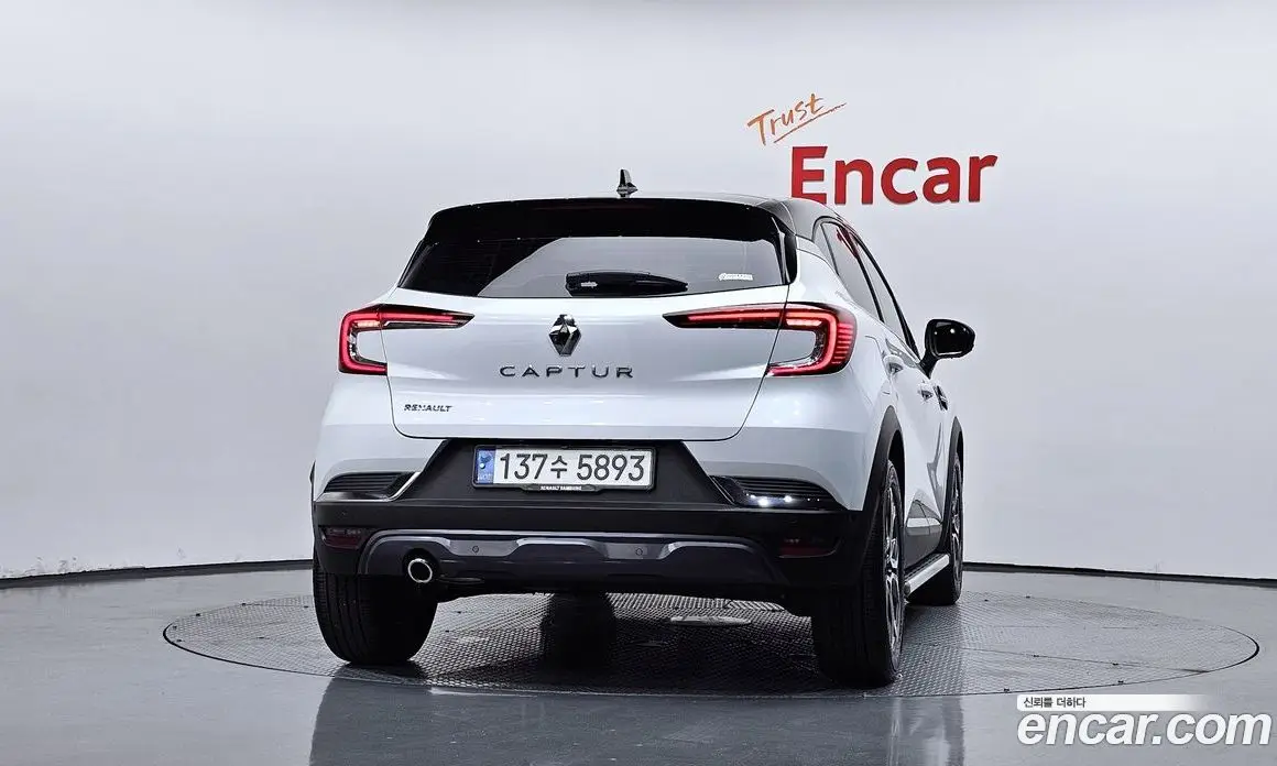Renault (Samsung) Captur 2021 1.3 автомат (гидро), фото 4 Renault (Samsung) Captur 2021 1.3 автомат (гидро), фото 4