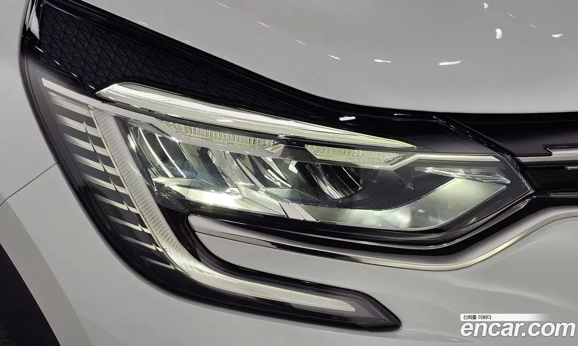 Renault (Samsung) Captur 2021 1.3 автомат (гидро), фото 8 Renault (Samsung) Captur 2021 1.3 автомат (гидро), фото 8