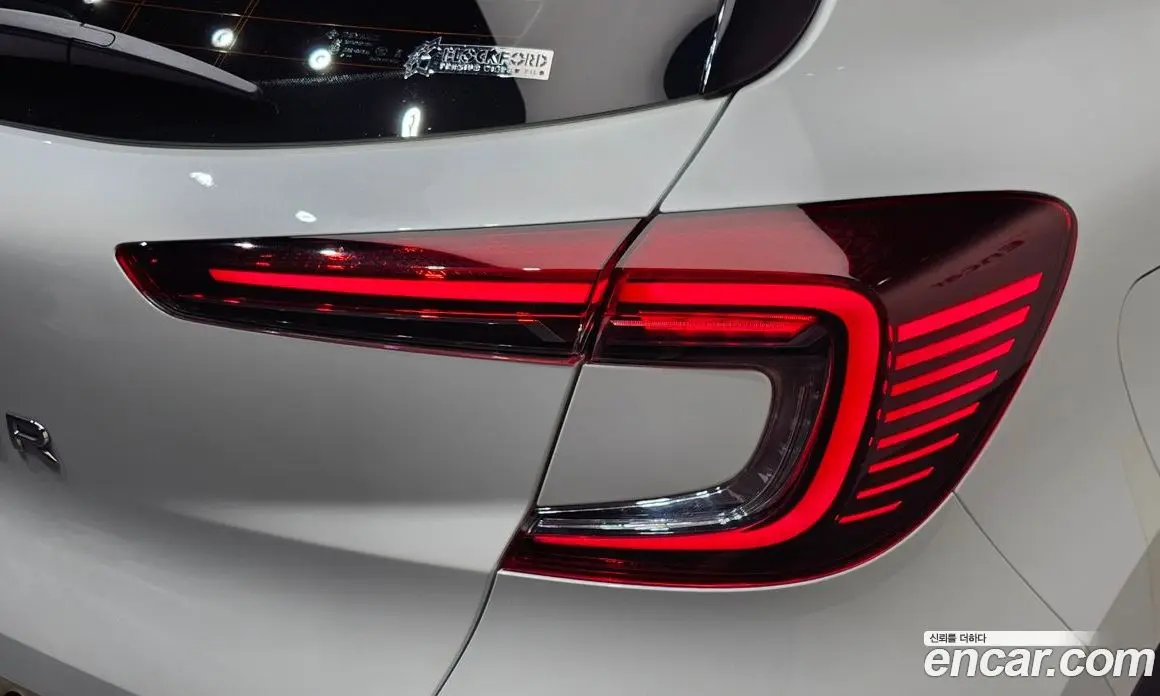 Renault (Samsung) Captur 2021 1.3 автомат (гидро), фото 9 Renault (Samsung) Captur 2021 1.3 автомат (гидро), фото 9