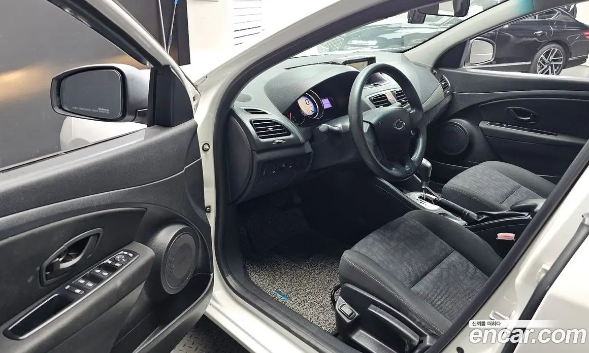 Renault (Samsung) SM3 2013 1.6 автомат (гидро), фото 13 Renault (Samsung) SM3 2013 1.6 автомат (гидро), фото 13