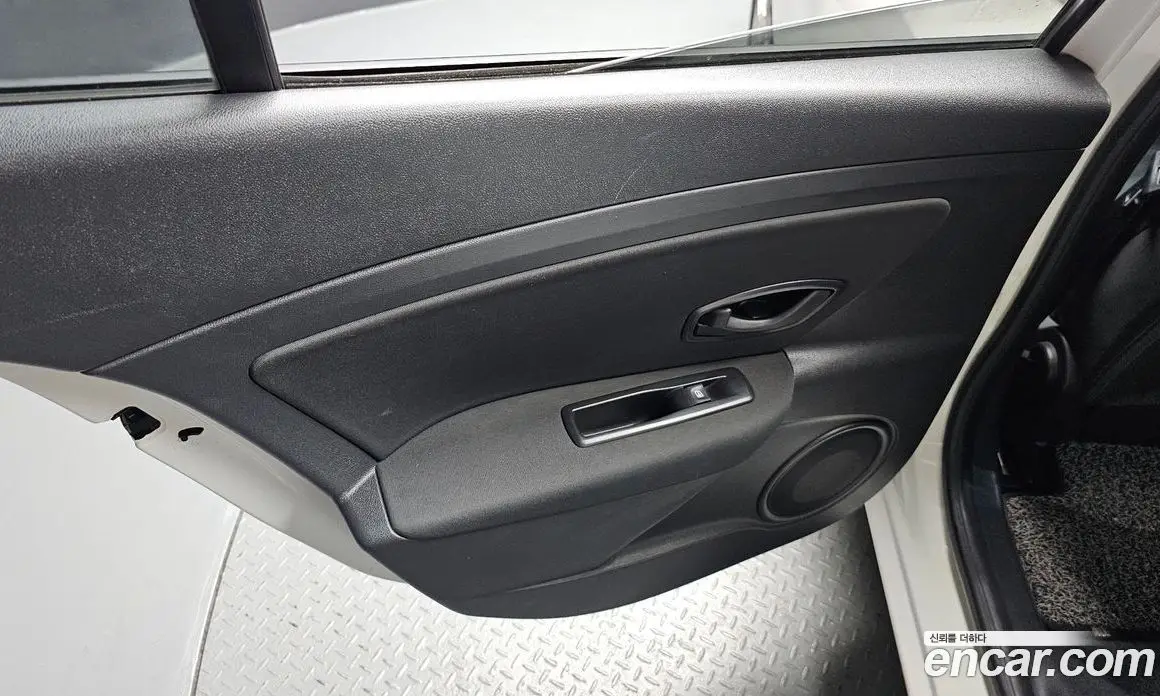 Renault (Samsung) SM3 2013 1.6 автомат (гидро), фото 15 Renault (Samsung) SM3 2013 1.6 автомат (гидро), фото 15