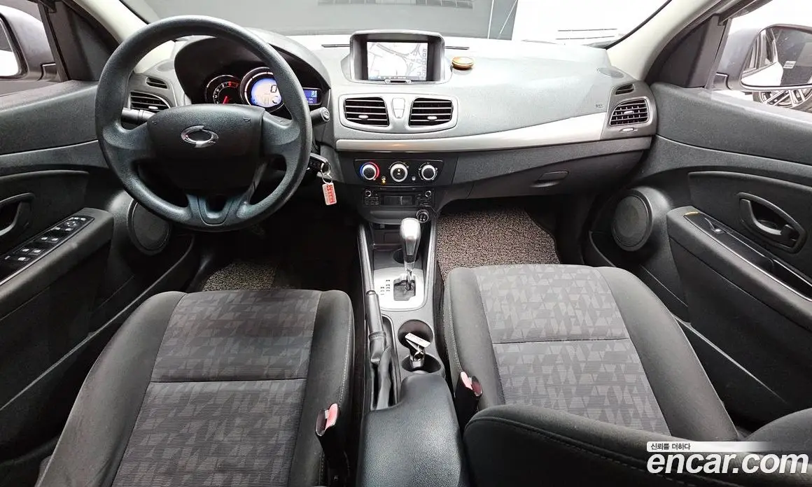 Renault (Samsung) SM3 2013 1.6 автомат (гидро), фото 10 Renault (Samsung) SM3 2013 1.6 автомат (гидро), фото 10