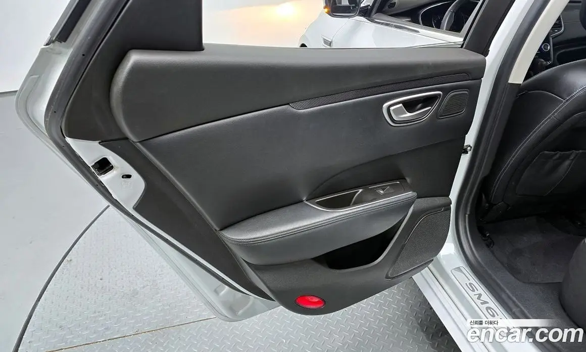 Renault (Samsung) SM6 2016 2.0 автомат (гидро), фото 15 Renault (Samsung) SM6 2016 2.0 автомат (гидро), фото 15