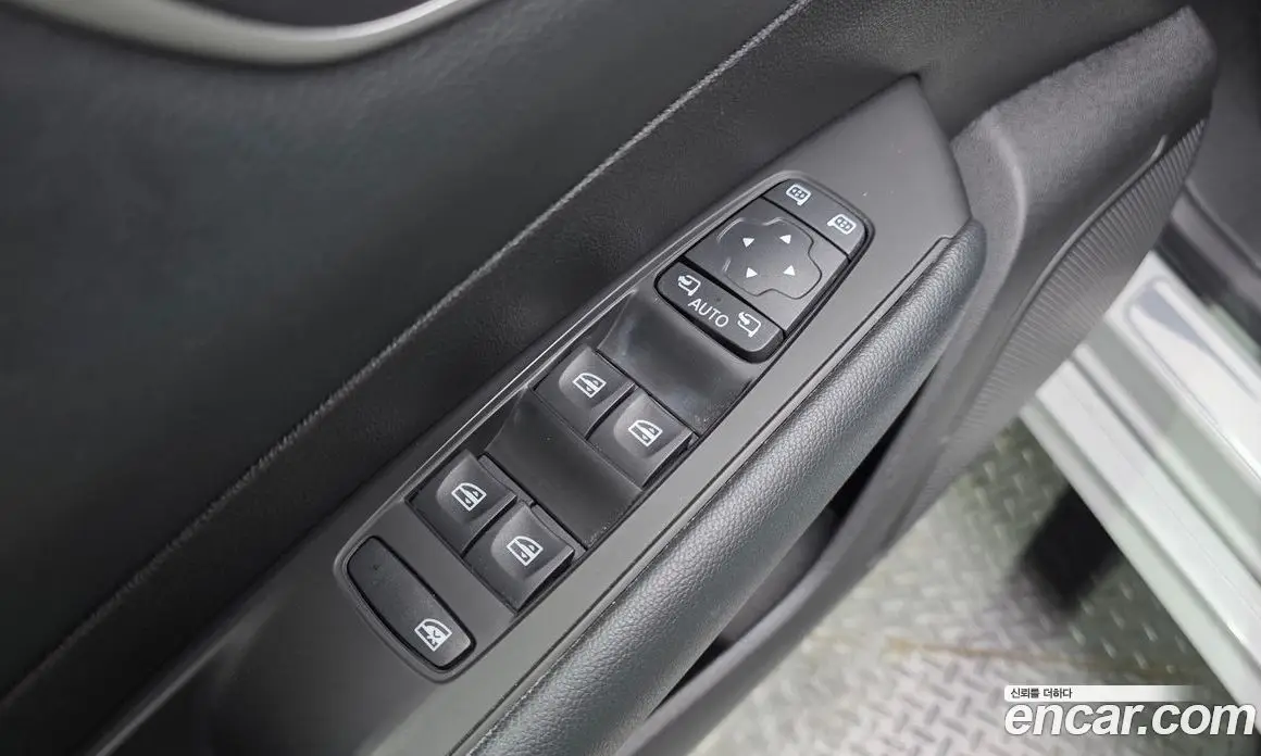 Renault (Samsung) SM6 2016 1.5 автомат (гидро), фото 19 Renault (Samsung) SM6 2016 1.5 автомат (гидро), фото 19