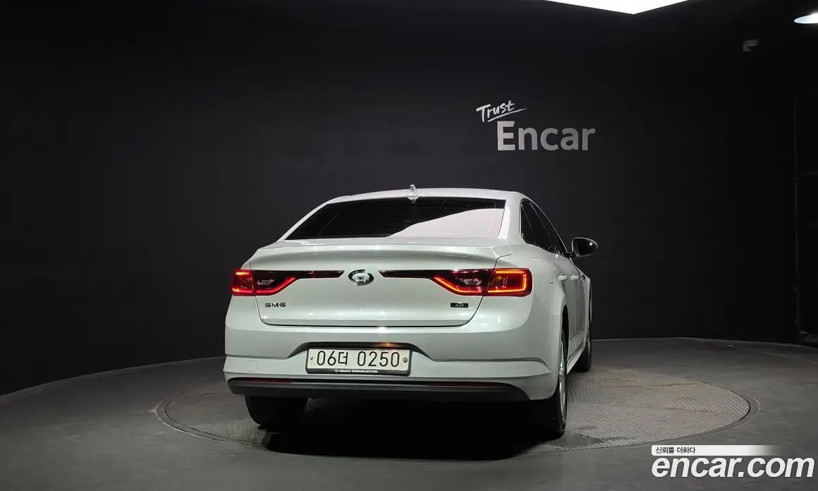 Renault (Samsung) SM6 2016 1.5 автомат (гидро), фото 4 Renault (Samsung) SM6 2016 1.5 автомат (гидро), фото 4
