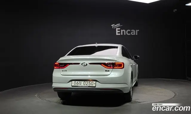 Renault (Samsung) SM6 2016 1.5 автомат (гидро), миниатюра 4 Renault (Samsung) SM6 2016 1.5 автомат (гидро), миниатюра 4