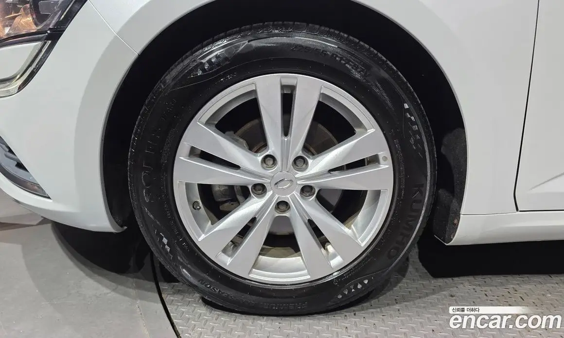 Renault (Samsung) SM6 2016 1.5 автомат (гидро), фото 5 Renault (Samsung) SM6 2016 1.5 автомат (гидро), фото 5