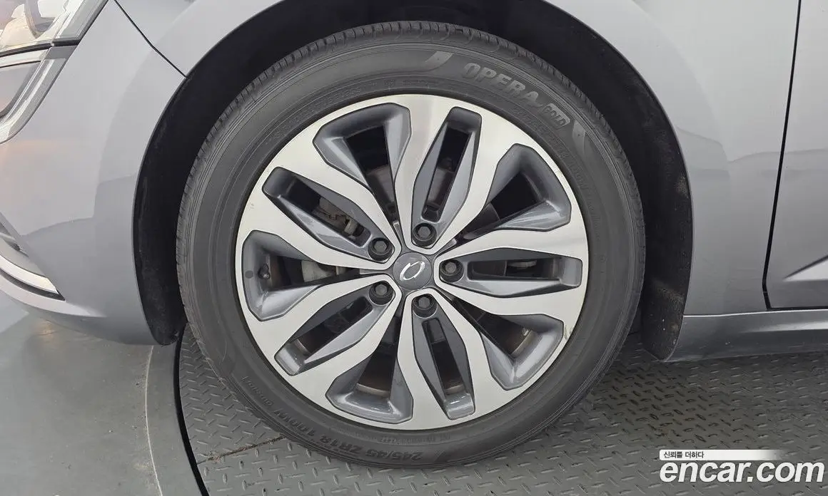 Renault (Samsung) SM6 2016 2.0 автомат (гидро), фото 5 Renault (Samsung) SM6 2016 2.0 автомат (гидро), фото 5