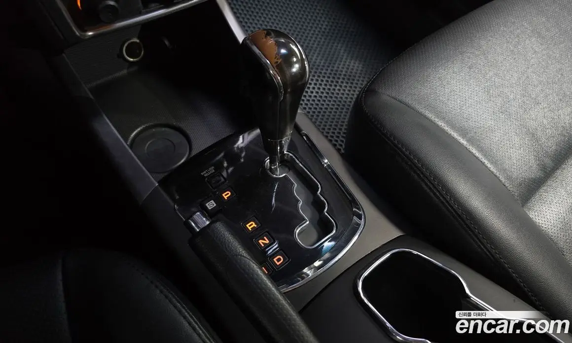 SsangYong Korando 2014 2.0 автомат (гидро), фото 12 SsangYong Korando 2014 2.0 автомат (гидро), фото 12