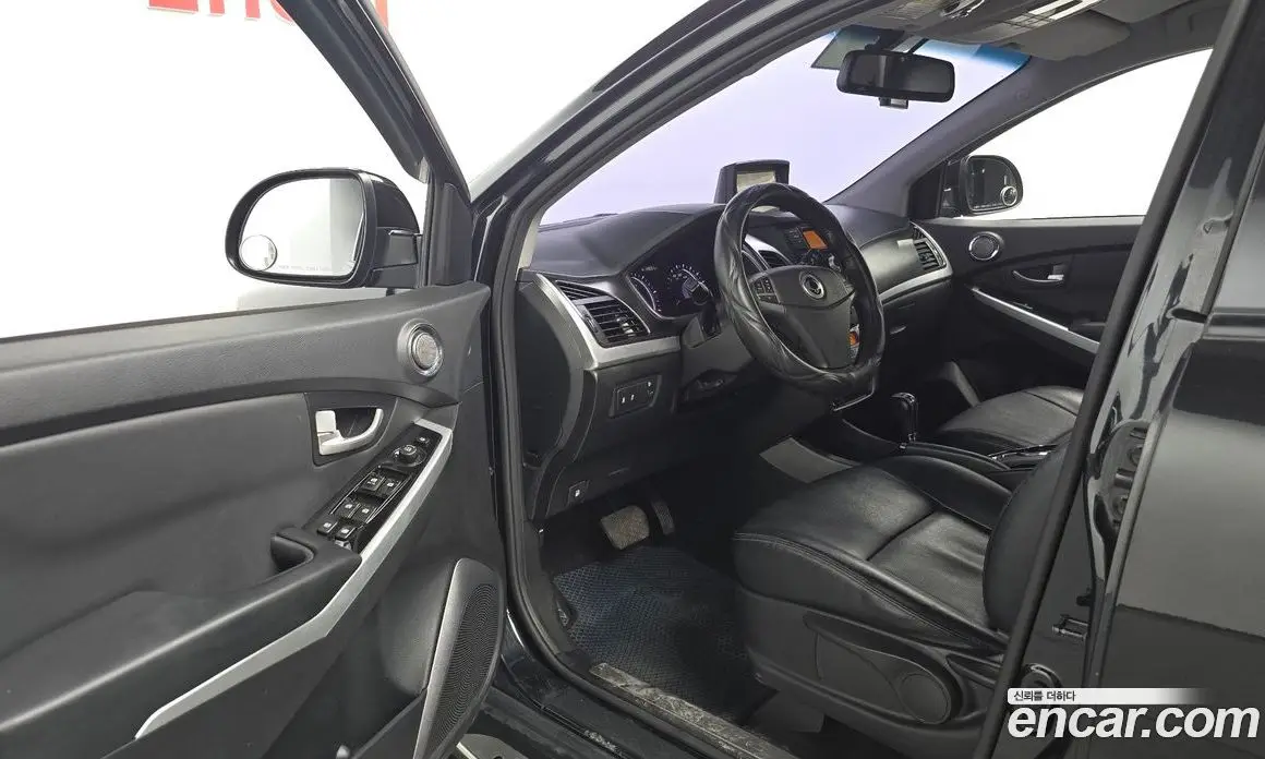 SsangYong Korando 2014 2.0 автомат (гидро), фото 13 SsangYong Korando 2014 2.0 автомат (гидро), фото 13