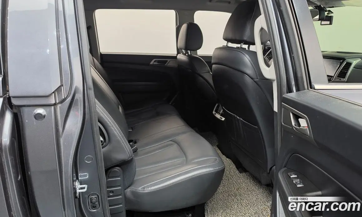 SsangYong Rexton 2018 2.2 автомат (гидро), фото 17