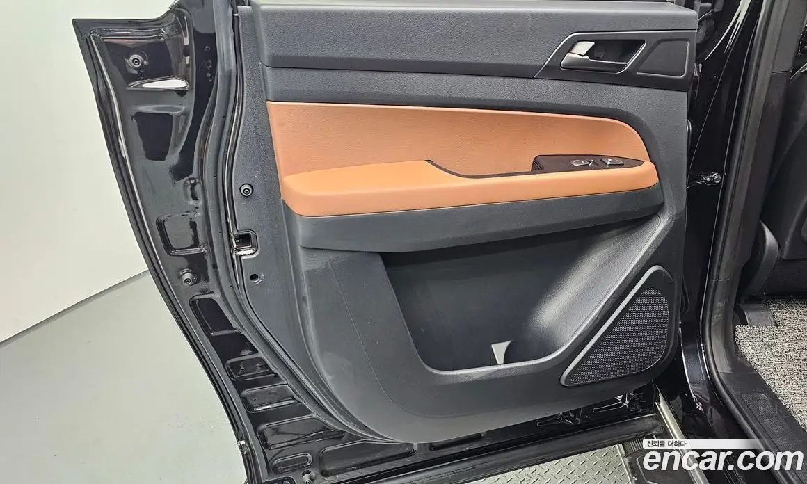 SsangYong Rexton 2019 2.2 автомат (гидро), фото 15