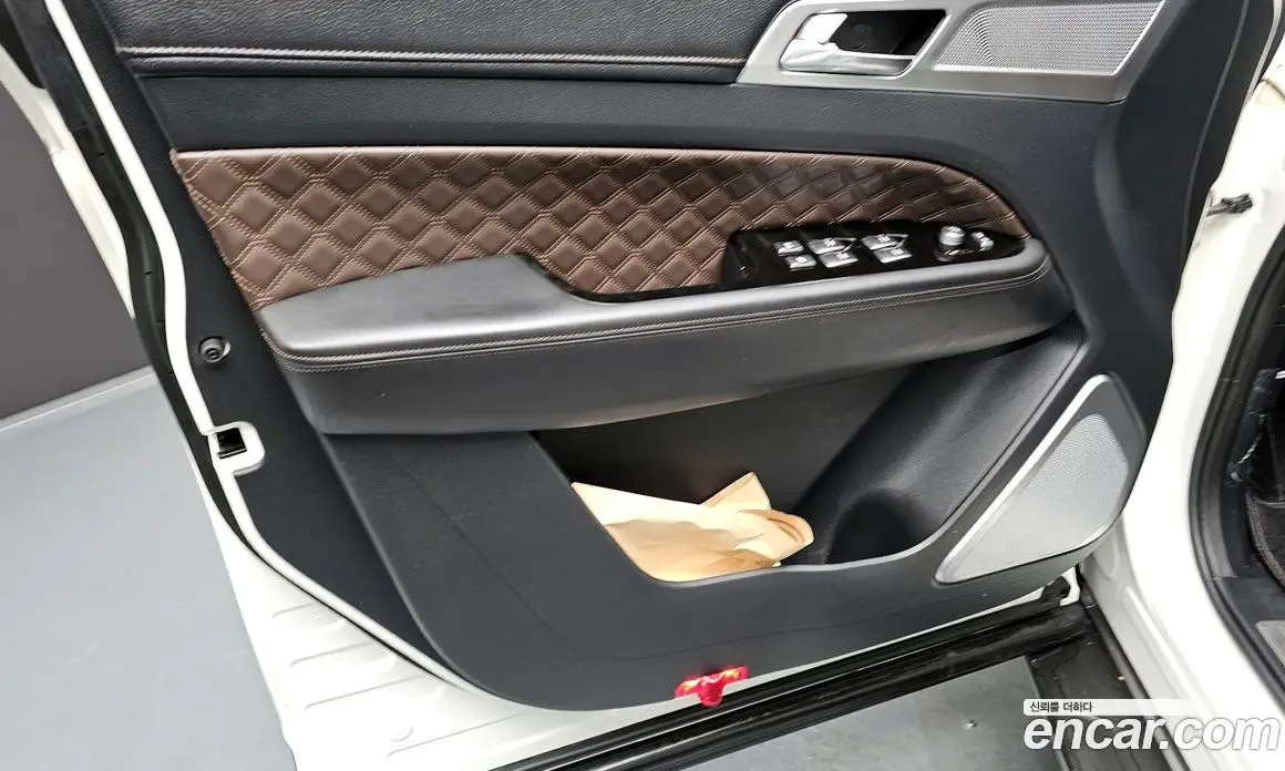 SsangYong Rexton 2022 2.2 автомат (гидро), фото 14