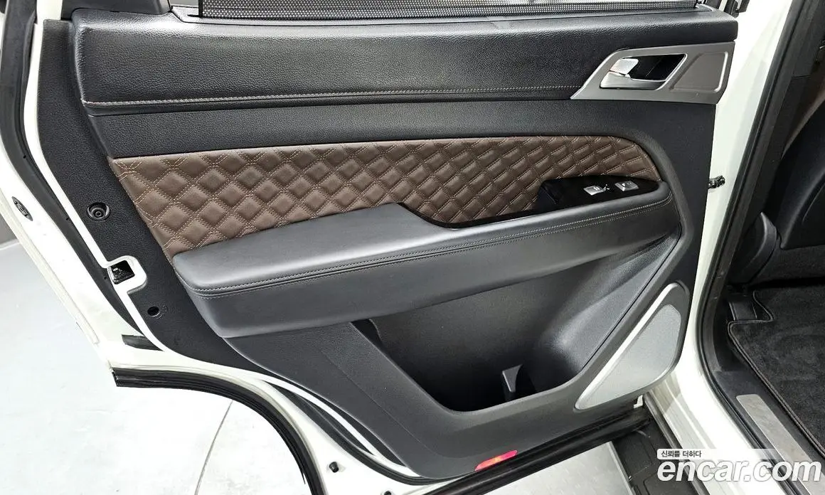 SsangYong Rexton 2022 2.2 автомат (гидро), фото 15