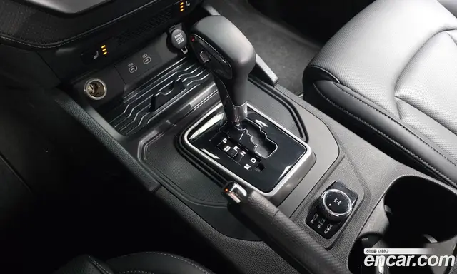 SsangYong Rexton 2025 2.2 автомат (гидро), миниатюра 12