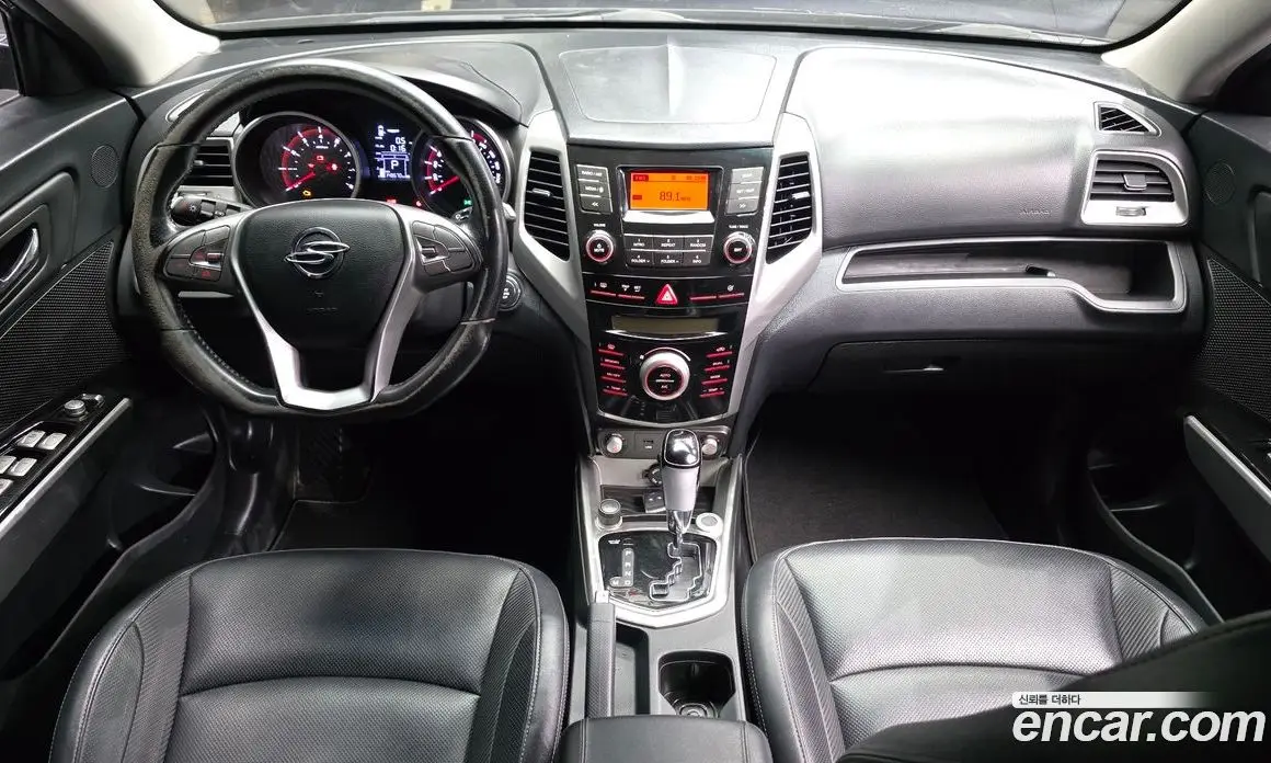 SsangYong TIBOLI 2015 1.6 автомат (гидро), фото 10 SsangYong TIBOLI 2015 1.6 автомат (гидро), фото 10