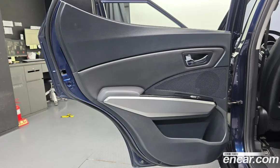 SsangYong TIBOLI 2015 1.6 автомат (гидро), фото 15