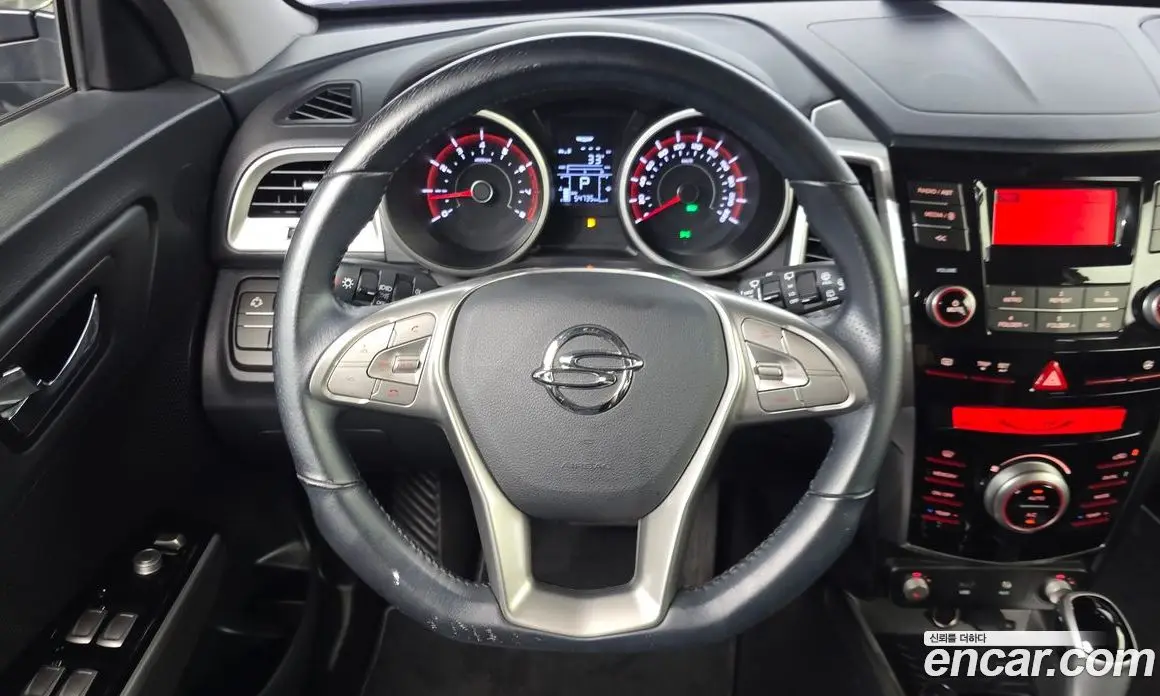 SsangYong TIBOLI 2015 1.6 автомат (гидро), фото 19