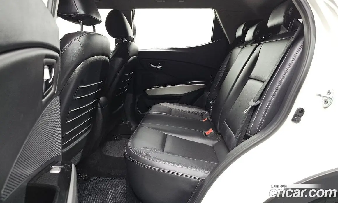 SsangYong TIBOLI 2015 1.6 автомат (гидро), фото 16