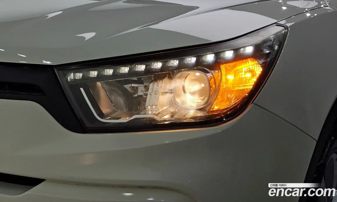 SsangYong TIBOLI 2015 1.6 автомат (гидро), фото 7