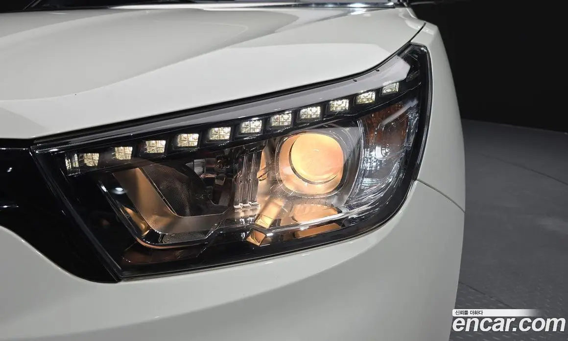SsangYong TIBOLI 2016 1.6 автомат (гидро), фото 8