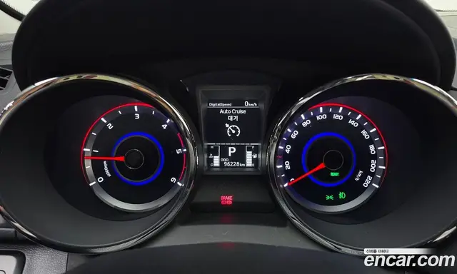 SsangYong TIBOLI 2017 1.6 автомат (гидро), миниатюра 11