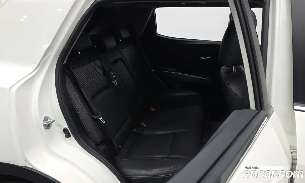 SsangYong TIBOLI 2018 1.6 автомат (гидро), фото 16