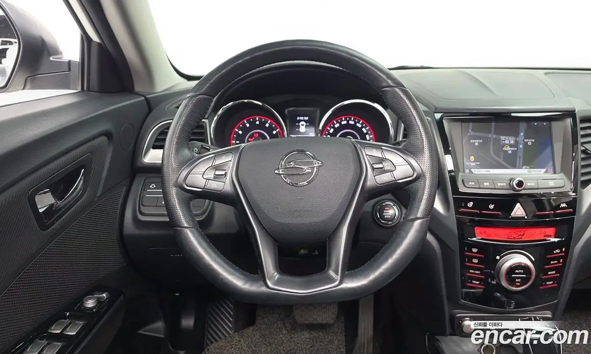 SsangYong TIBOLI 2018 1.6 автомат (гидро), фото 17