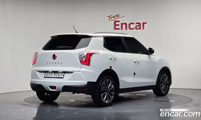 SsangYong TIBOLI 2018 1.6 автомат (гидро), миниатюра 2