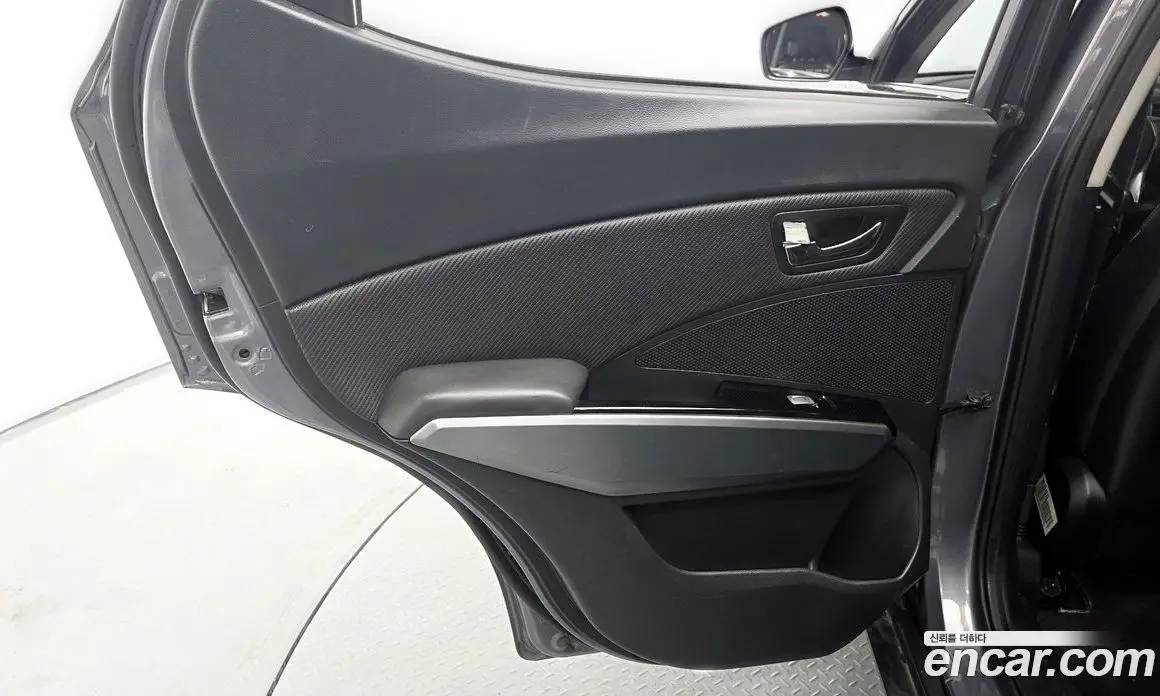 SsangYong TIBOLI 2019 1.6 автомат (гидро), фото 15