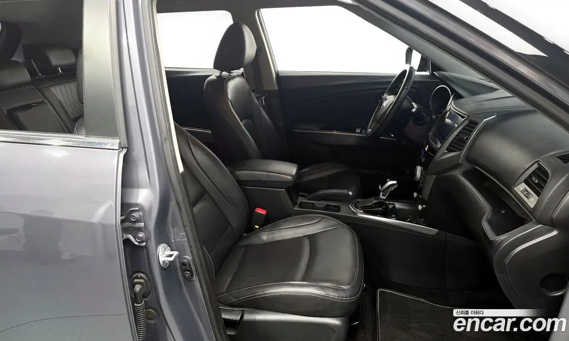 SsangYong TIBOLI 2019 1.6 автомат (гидро), фото 16