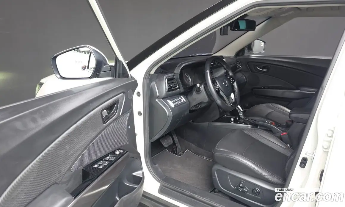SsangYong TIBOLI 2020 1.5 автомат (гидро), фото 13