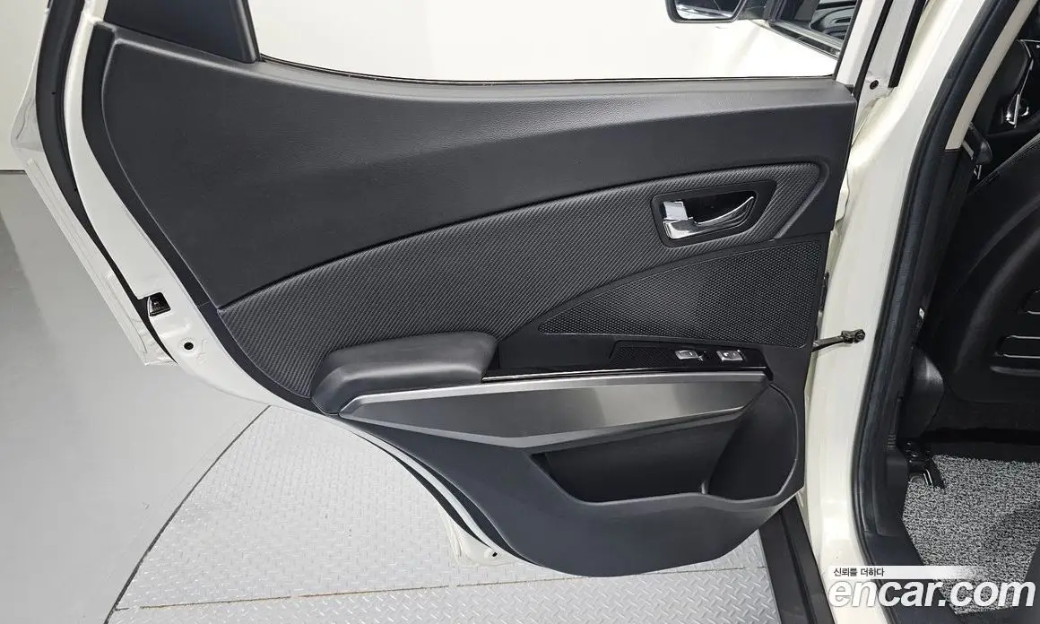 SsangYong TIBOLI 2022 1.5 автомат (гидро), фото 15