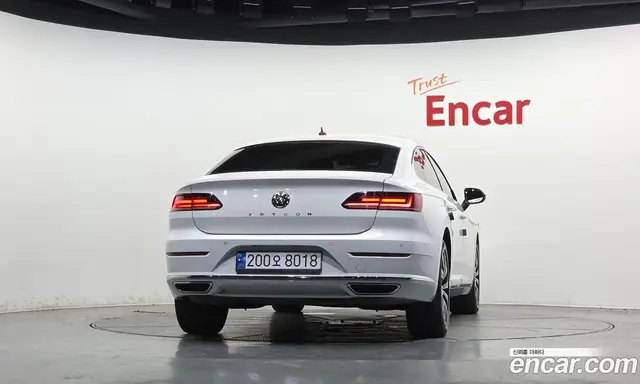 Volkswagen Arteon 2019 2.0 автомат (гидро), миниатюра 4 Volkswagen Arteon 2019 2.0 автомат (гидро), миниатюра 4