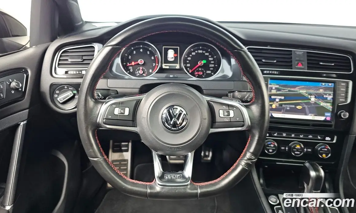 Volkswagen Golf 2016 2.0 автомат (гидро), фото 14